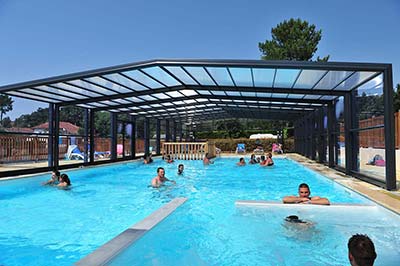 Pool with removable shelter at Moussaillon campsite in Messanges near Capbreton